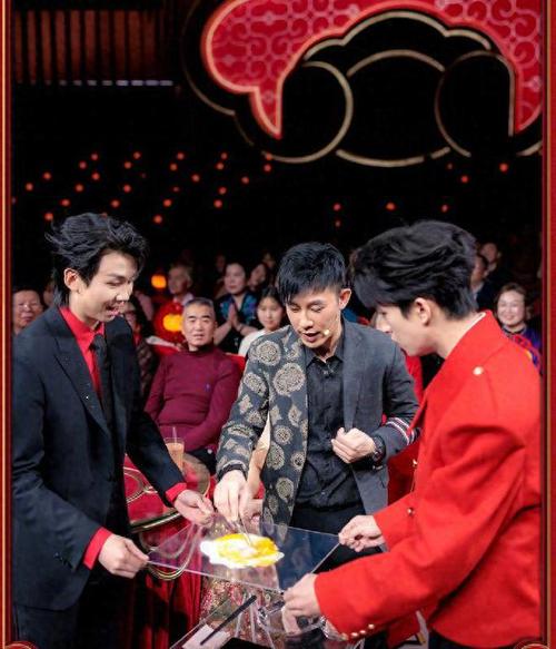 2025新澳正版资料今晚和央视端午晚会与央视端午晚会2025节目单表