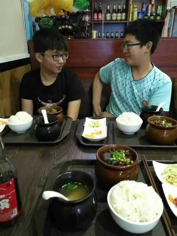 新澳天天开奖资料大全600tK和高考结束集体找妈妈与高考后和老妈准备回家